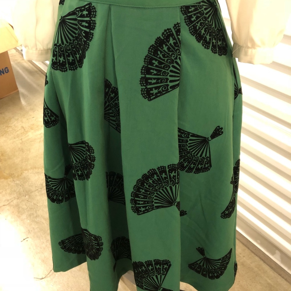 Bettie Page fan skirt